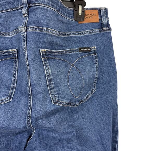 Calvin Klein Jeans High Rise Demi Boot Cut Medium Wash Jeans NWT Womens sz 20 W - Picture 12 of 16